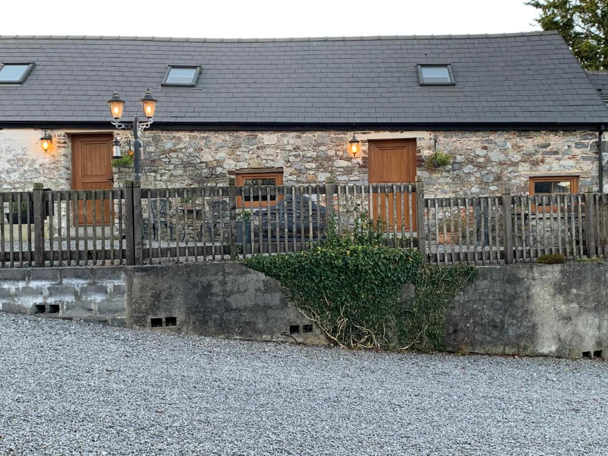 Отель The Reindeer Retreat Buttercup Twin Kidwelly Экстерьер фото